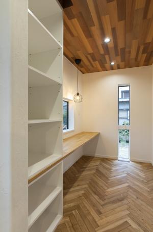 スタディーコーナー兼カフェコーナー