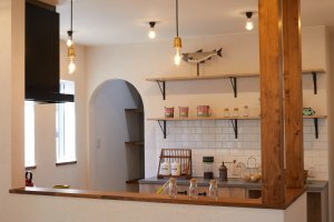 パントリーの下壁