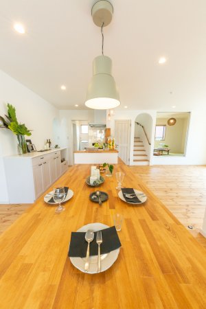 大きなテーブル